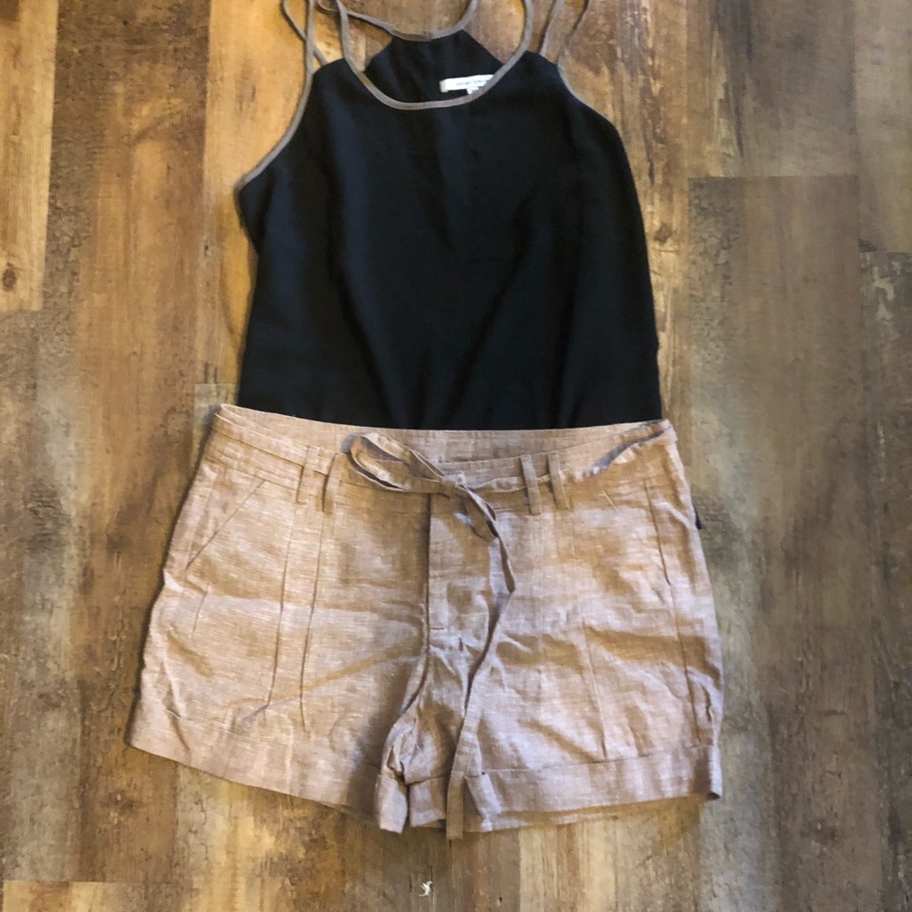 Tie front short